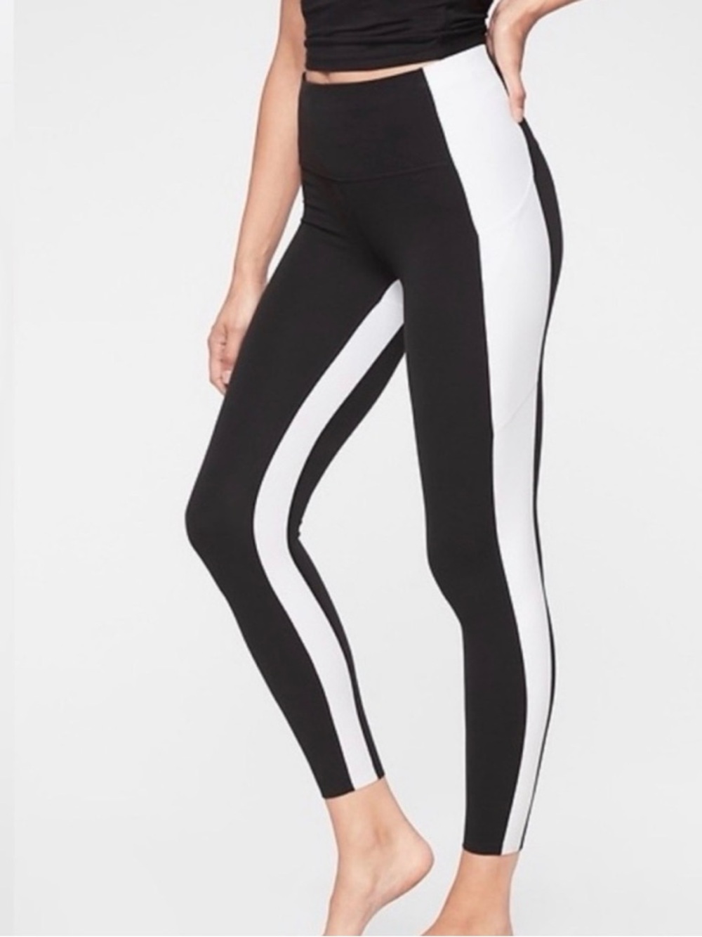 Athleta Yon 7/8 Tight Leggings Black and white Women’s - Size Small
